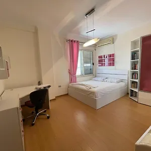 Albjona Oda ve Kahvaltı